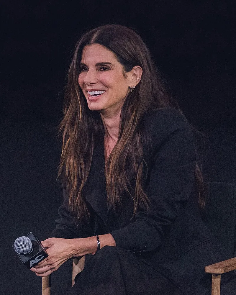 Sandra Bullock Net Worth 2026 — How Hollywood's America's Sweetheart Built a $200 Million Fortune